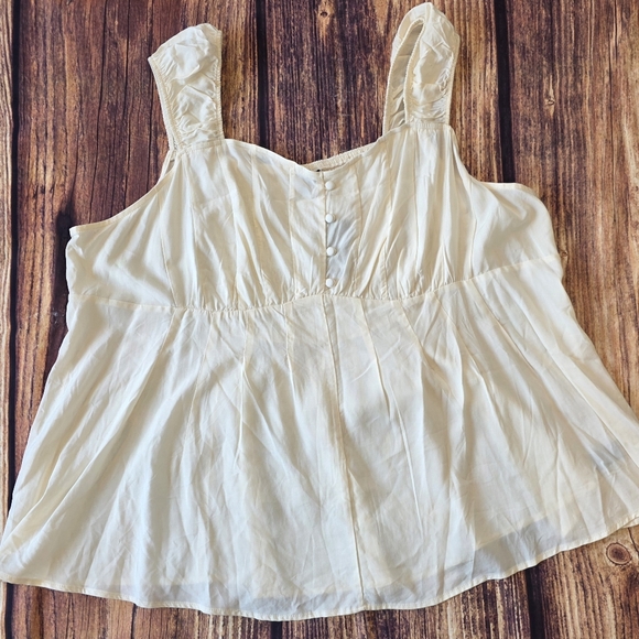 Torrid Plus Size 4X Challis Corset Top Ivory dew Smocked Back New w/ Tags - Picture 12 of 12